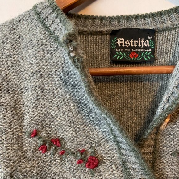 VINTAGE Astrifa German Wool Sweater - Picture 4 of 9